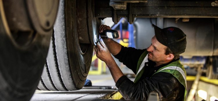 Truck Mechanic Cost in New York, United States
